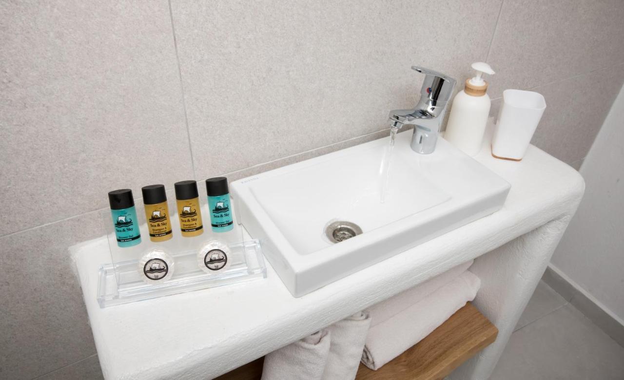 Sarantis Suites & Apartments Provatas Dış mekan fotoğraf