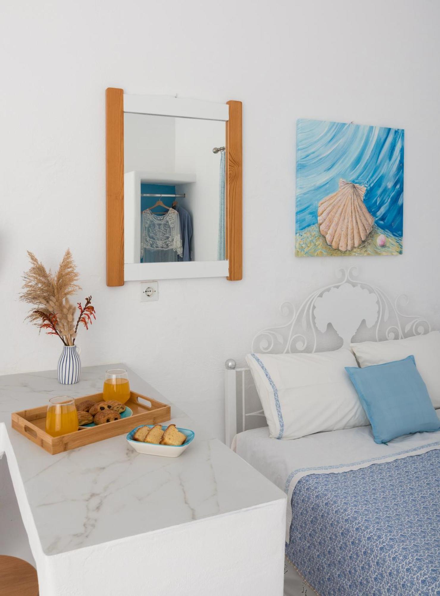 Sarantis Suites & Apartments Provatas Dış mekan fotoğraf