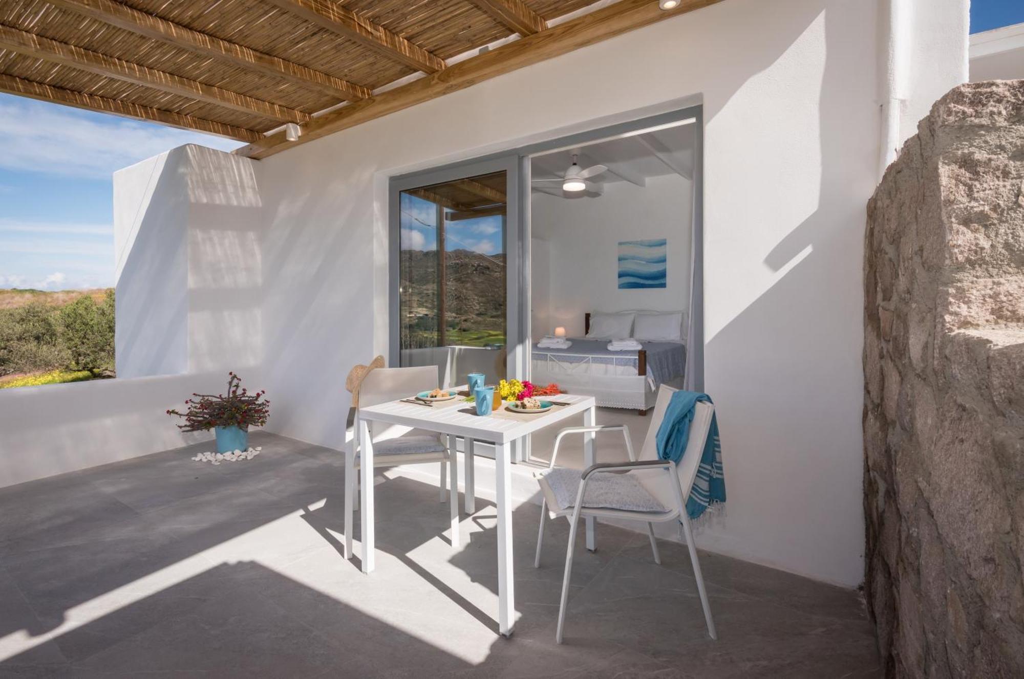 Sarantis Suites & Apartments Provatas Dış mekan fotoğraf